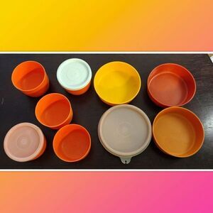Tupperware 1229-19 5 Vintage Orange Snack Container Cups with 2 lids five 6oz bo
